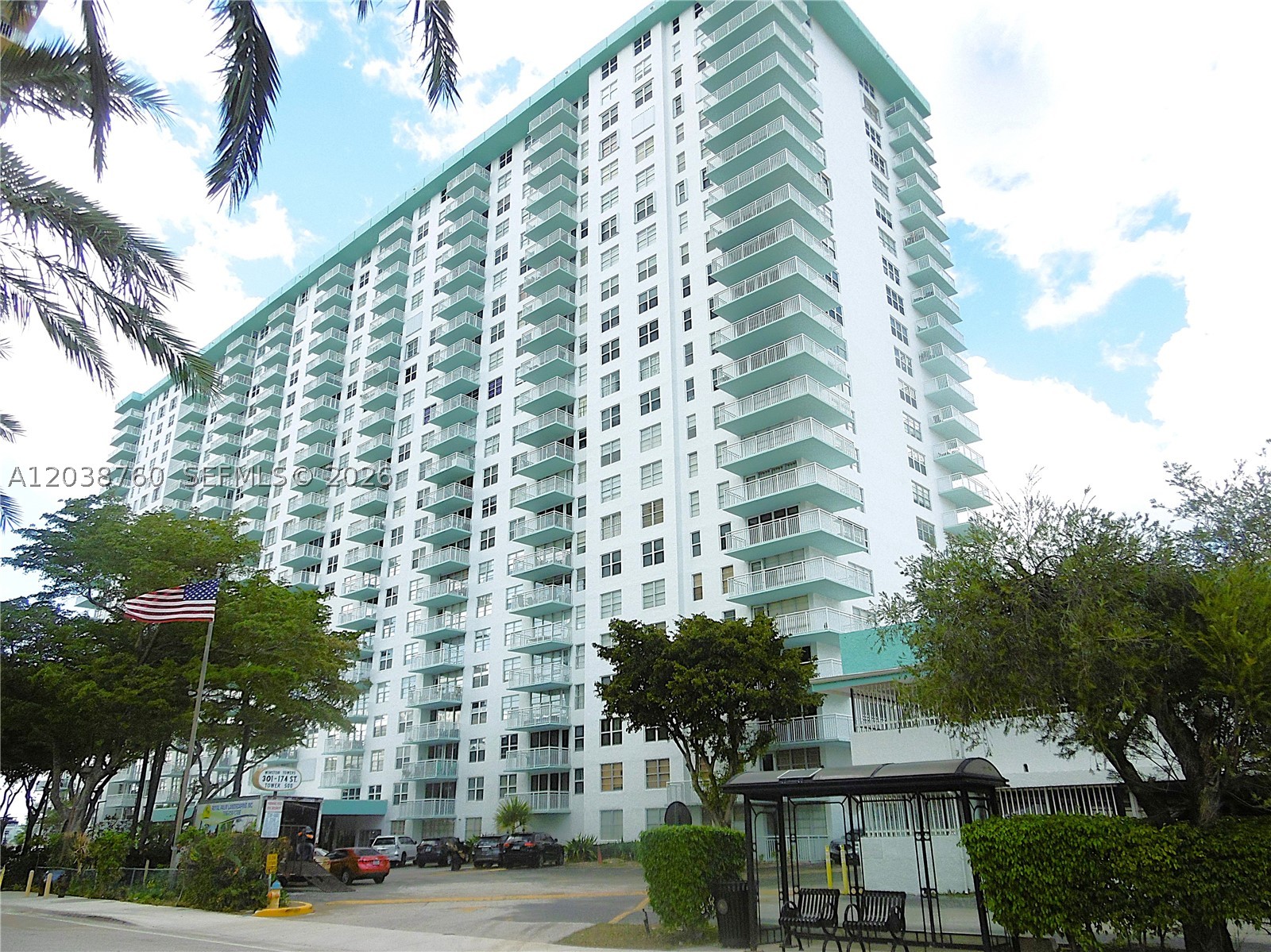 image Winston Towers 50030