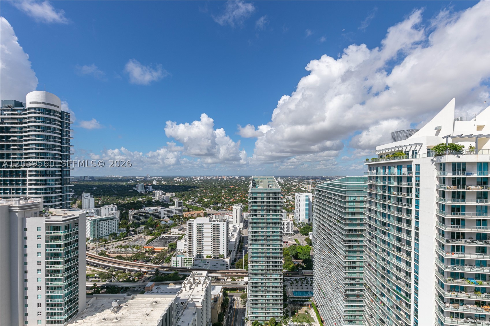 image The Bond on Brickell34
