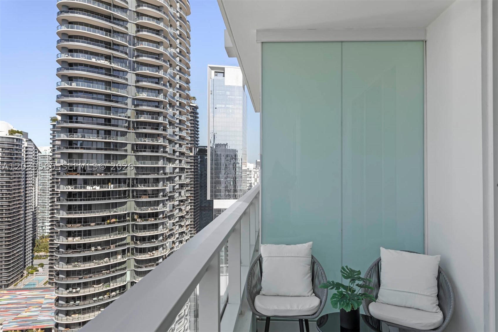 image The Bond on Brickell39