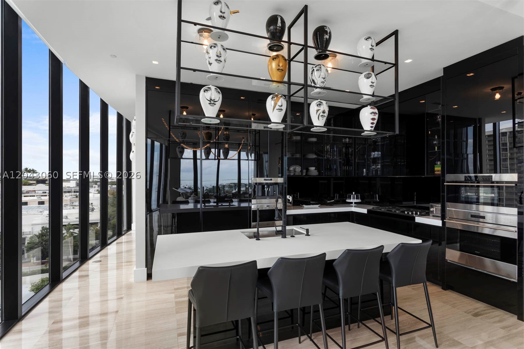 2821 S Bayshore Dr #8A Miami, FL 33133