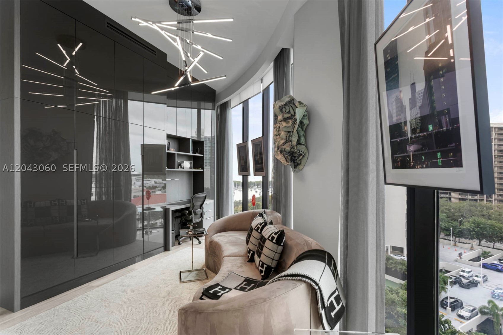 2821 S Bayshore Dr #8A Miami, FL 33133