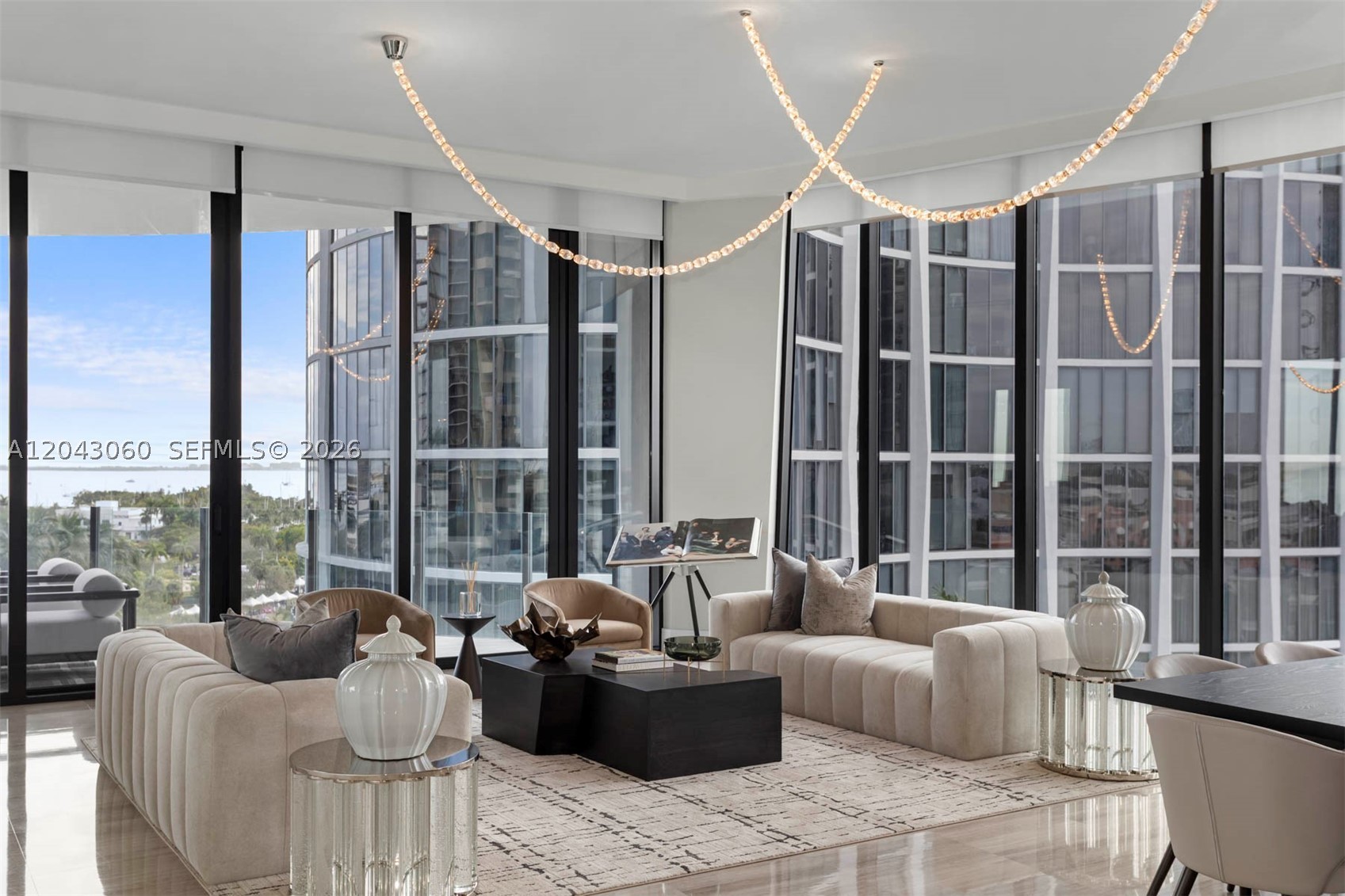 2821 S Bayshore Dr #8A Miami, FL 33133
