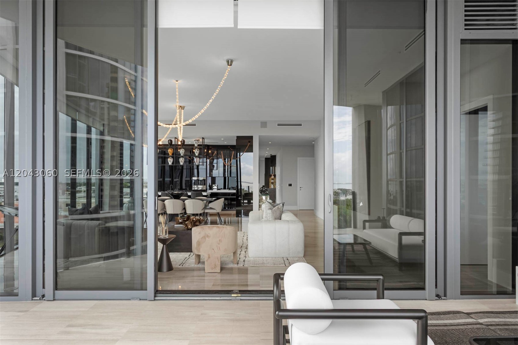 2821 S Bayshore Dr #8A Miami, FL 33133