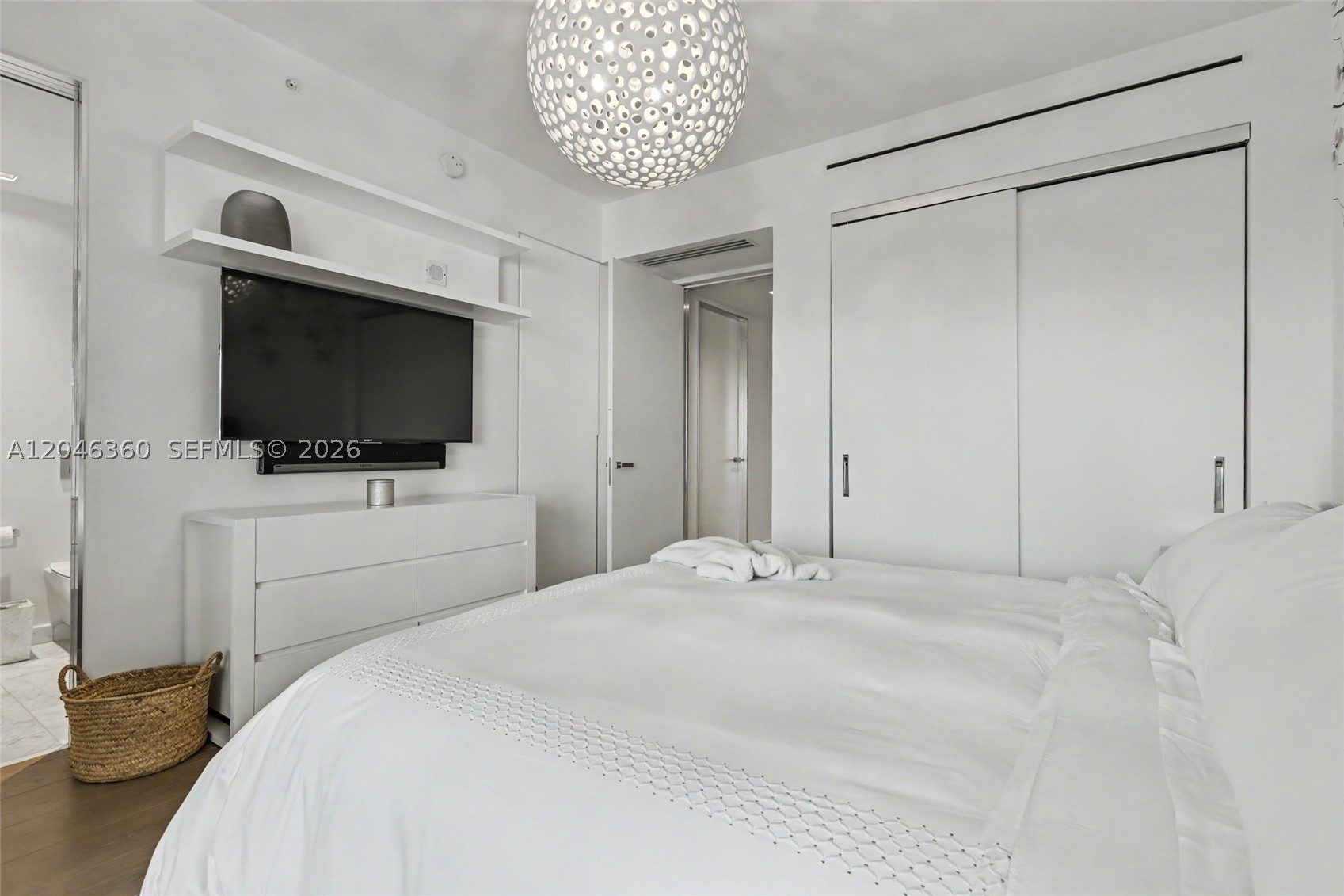7042 Fisher Is Dr #7042 Miami Beach, FL 33109