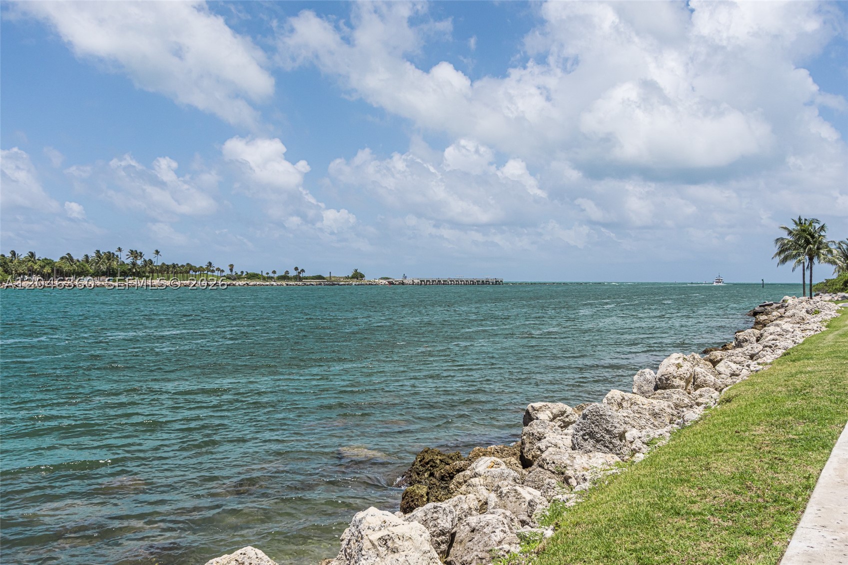 7042 Fisher Is Dr #7042 Miami Beach, FL 33109