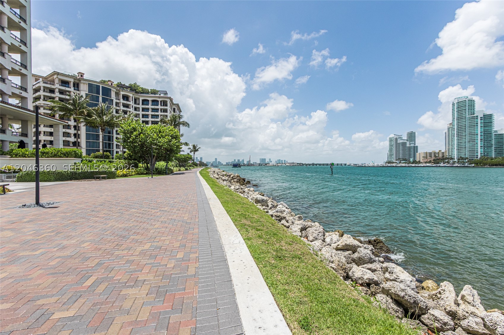 7042 Fisher Is Dr #7042 Miami Beach, FL 33109