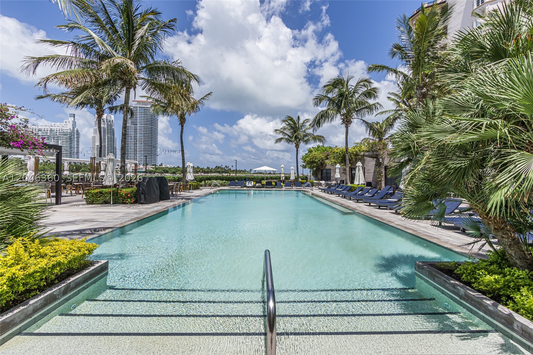 7042 Fisher Is Dr #7042 Miami Beach, FL 33109