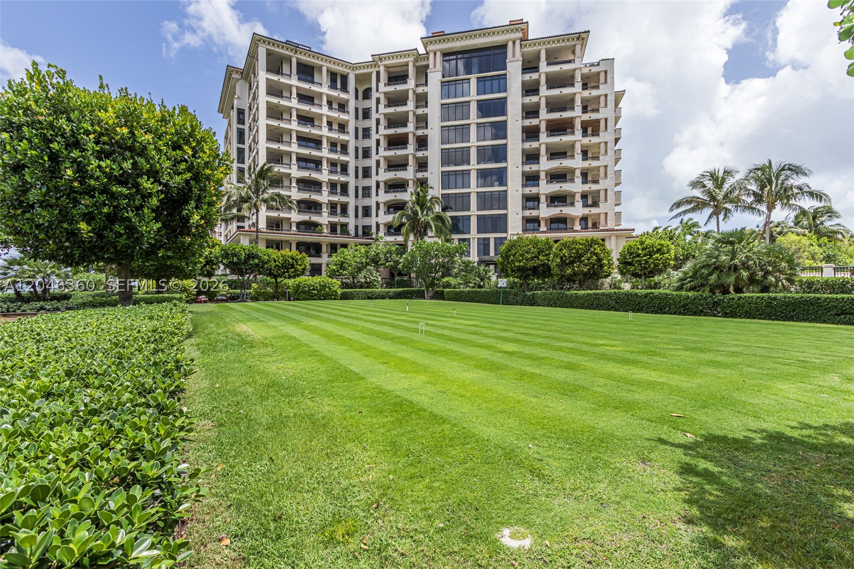 7042 Fisher Is Dr #7042 Miami Beach, FL 33109