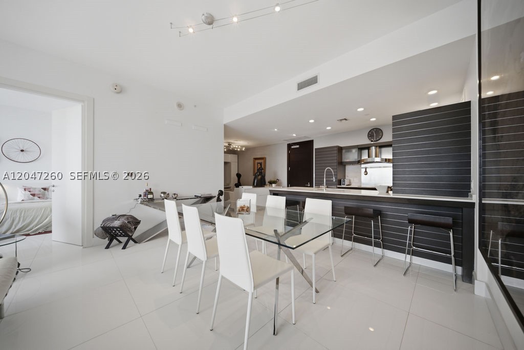 image Epic Residences12
