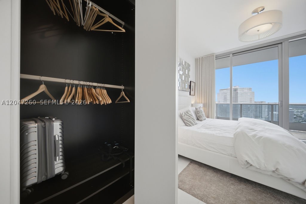 image Epic Residences28