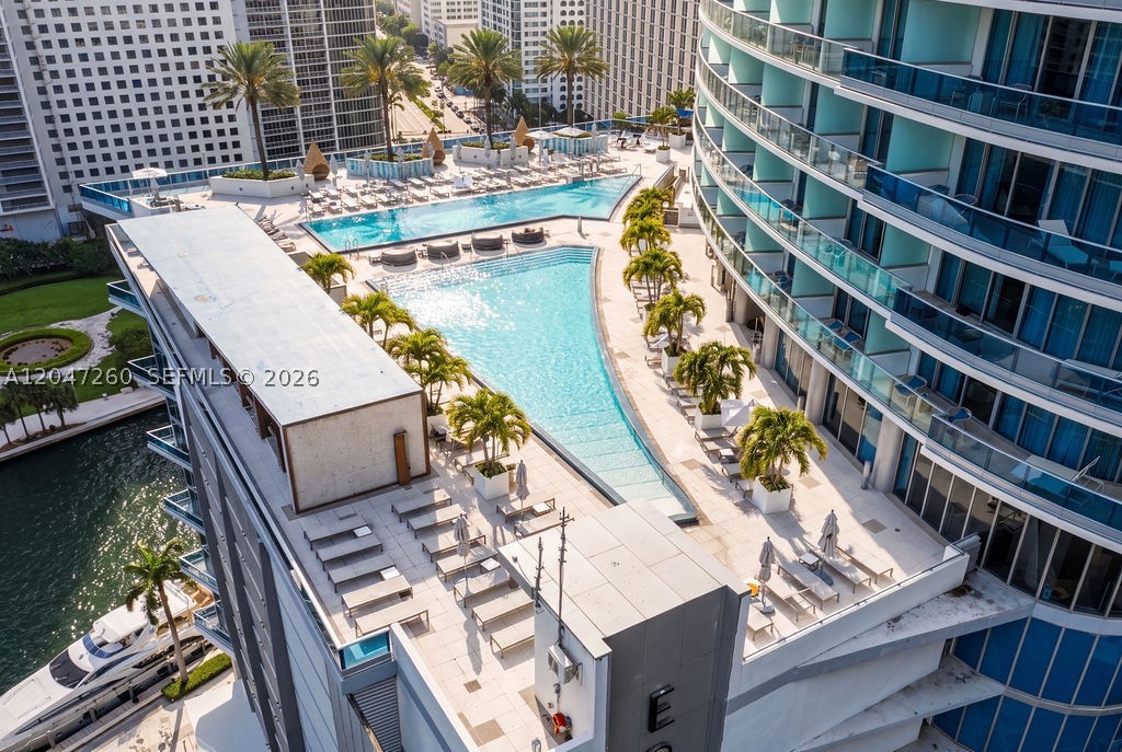 image Epic Residences64