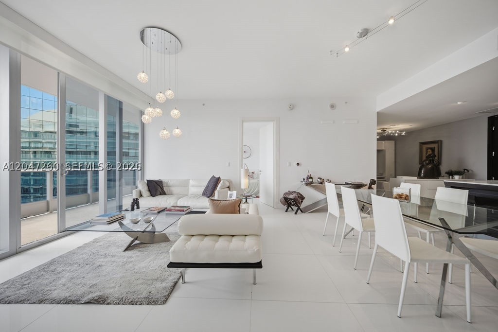 image Epic Residences8