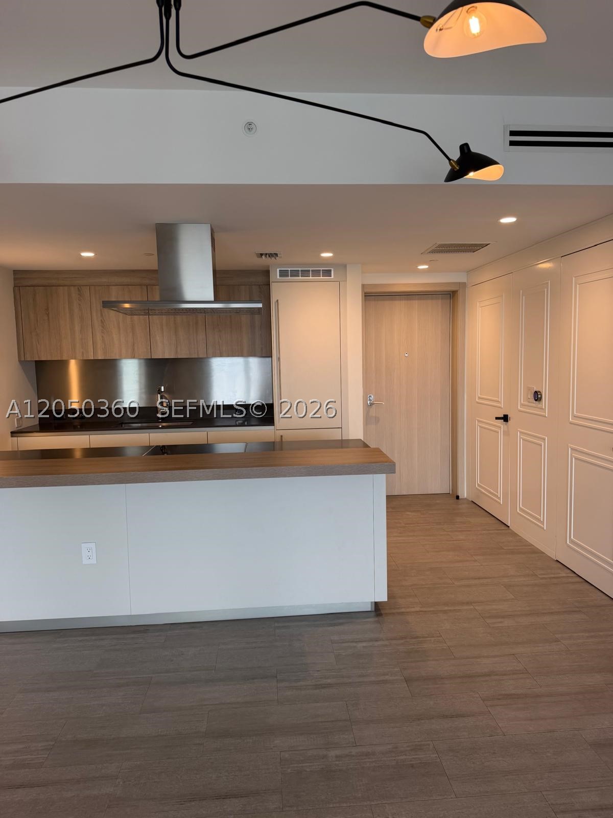 image Brickell Flatiron12