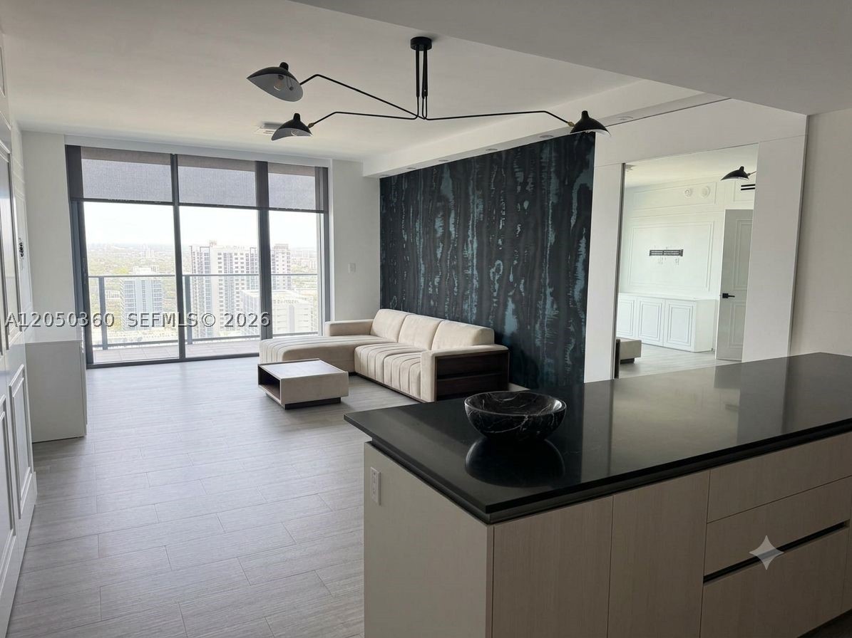 image Brickell Flatiron1