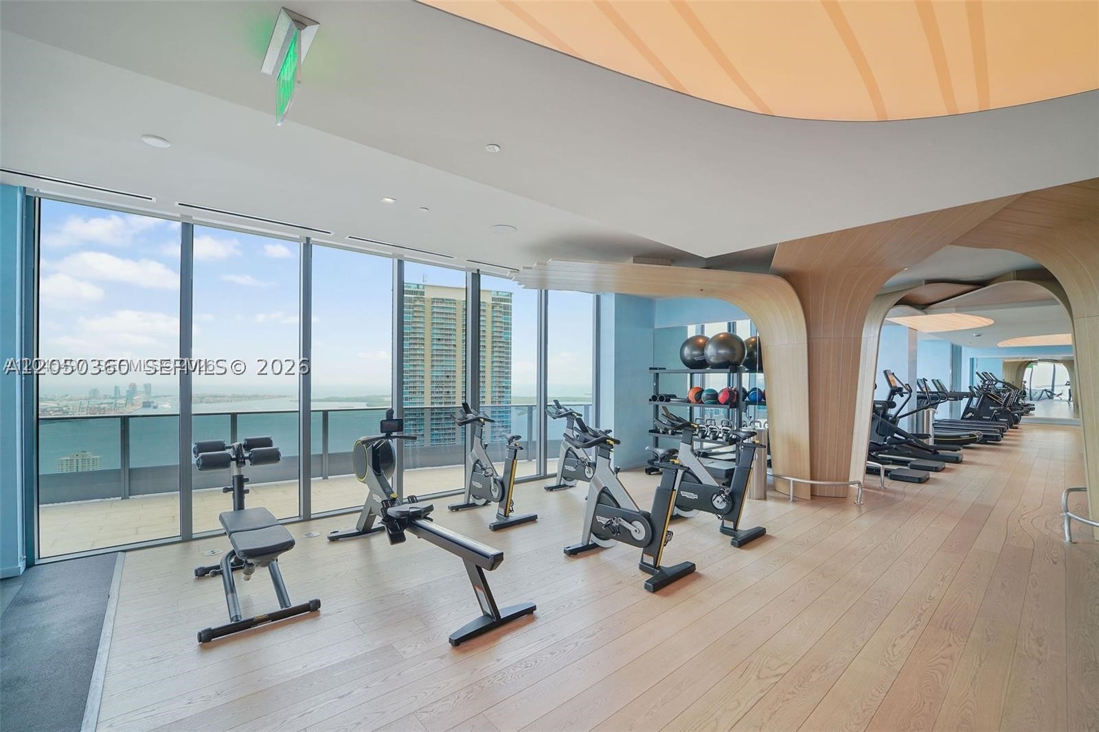 image Brickell Flatiron55