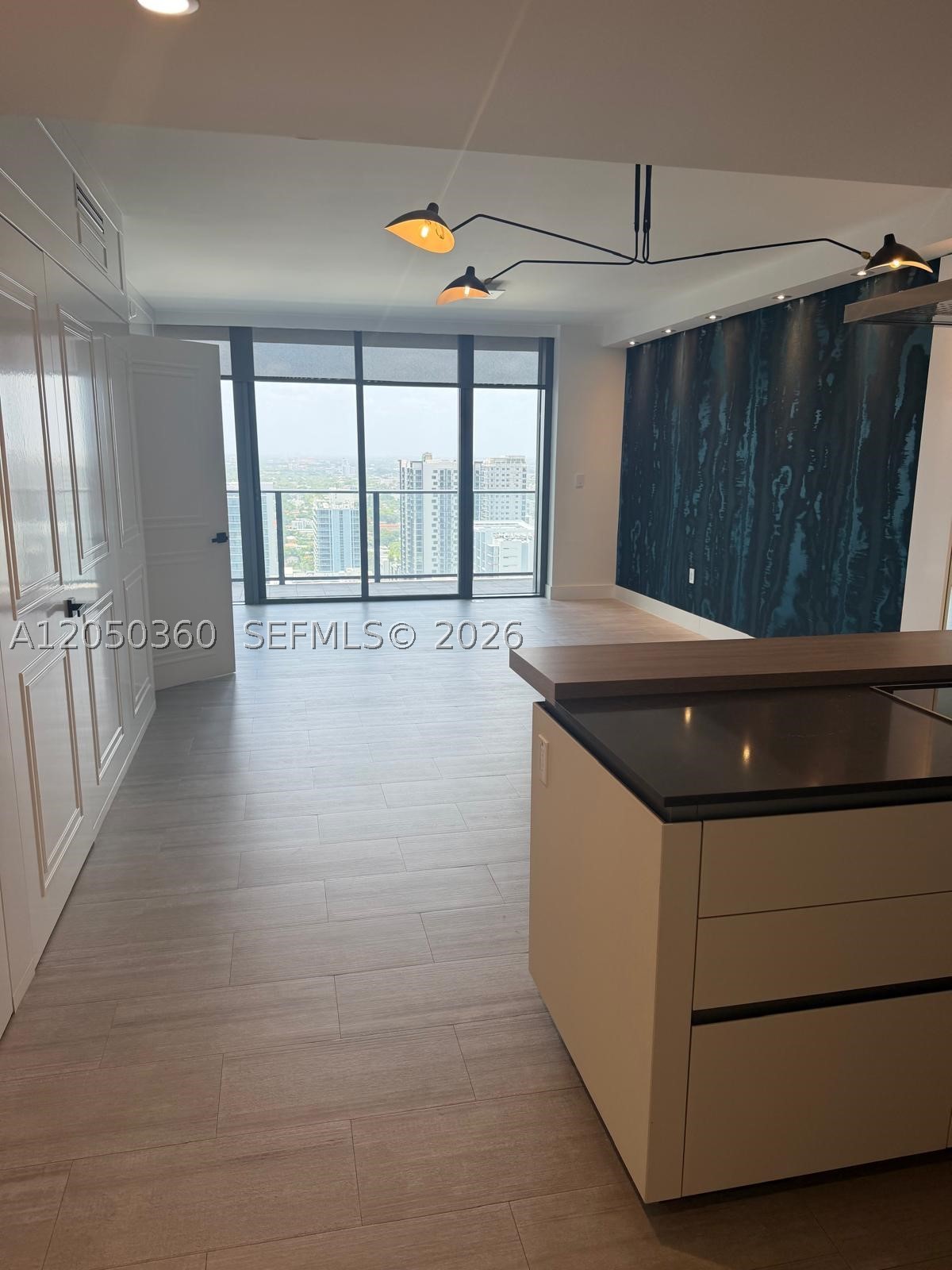 image Brickell Flatiron6
