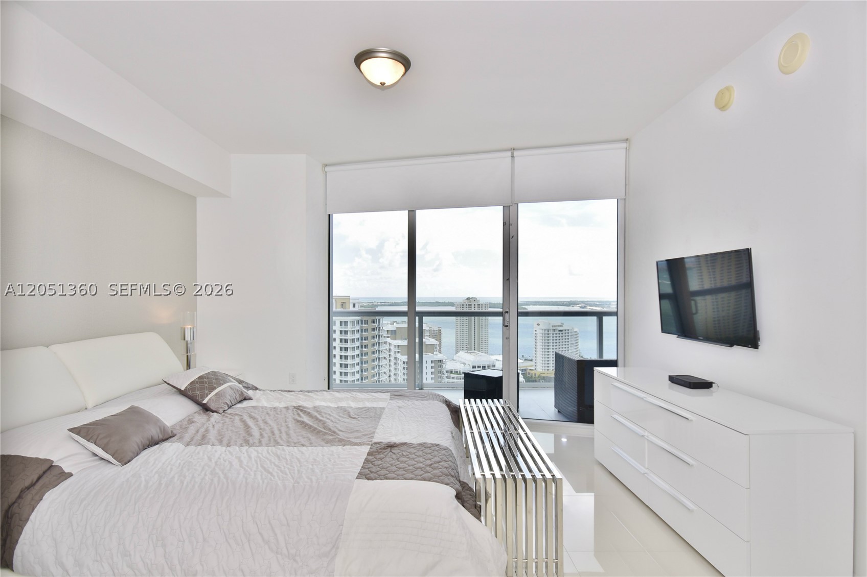 image Icon Brickell I9