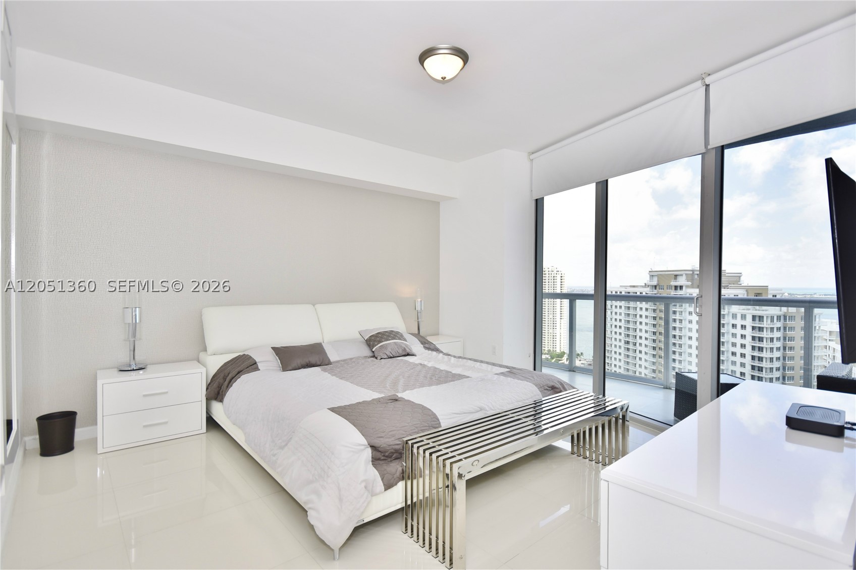 image Icon Brickell I10