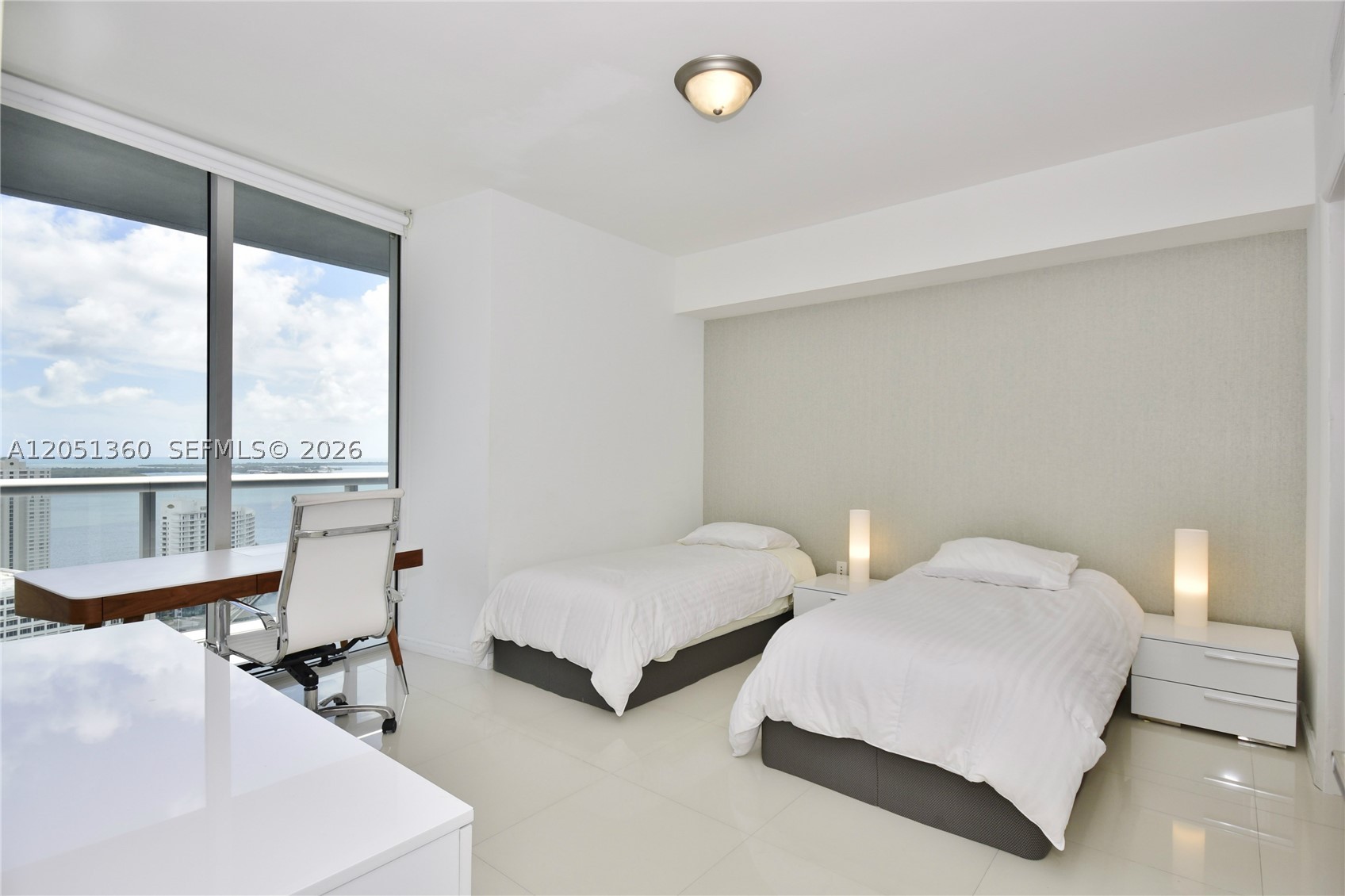 image Icon Brickell I14