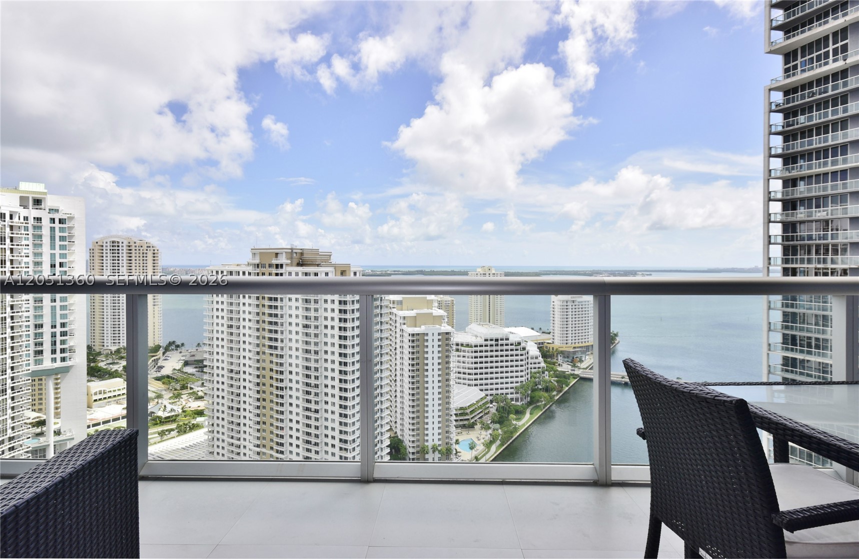 image Icon Brickell I19