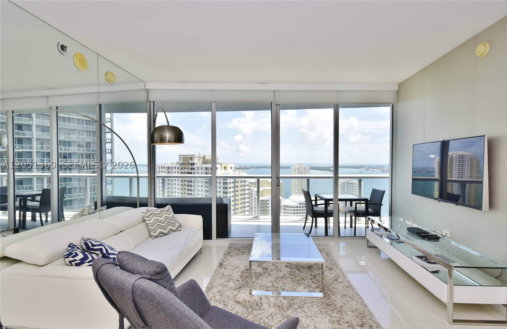 image Icon Brickell I2