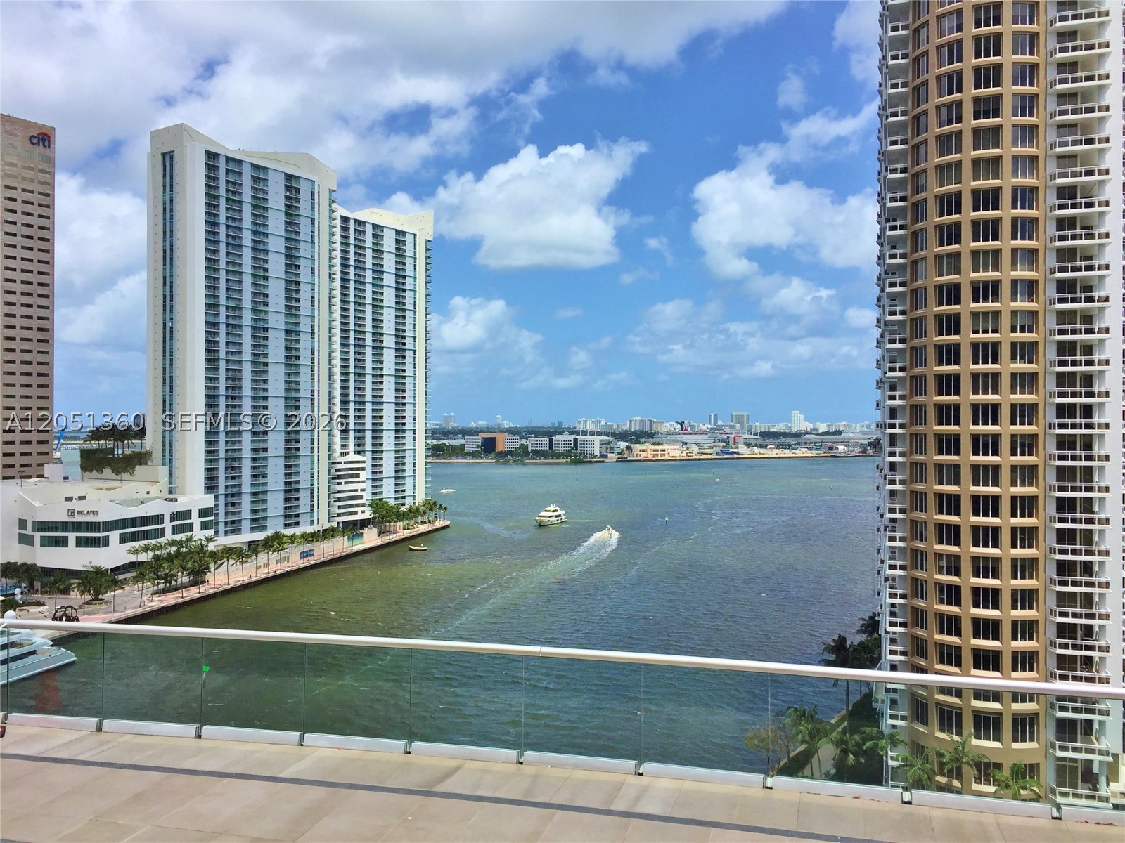 image Icon Brickell I32