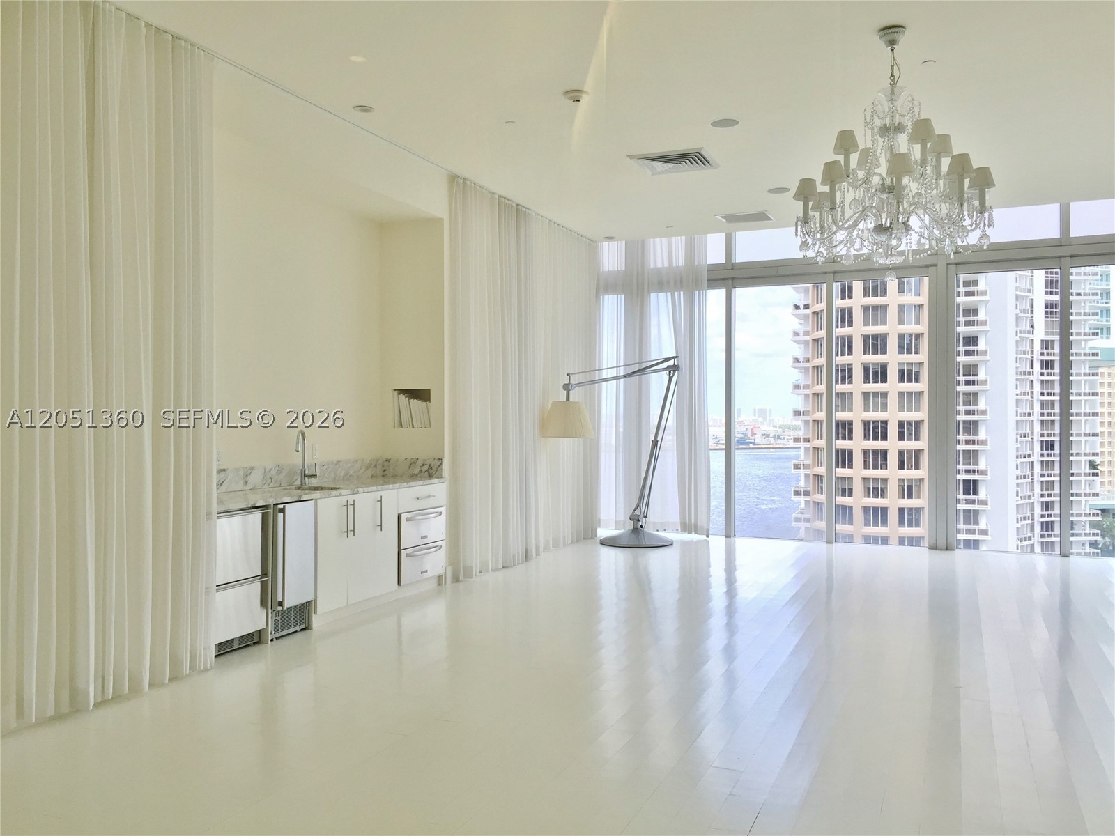 image Icon Brickell I35