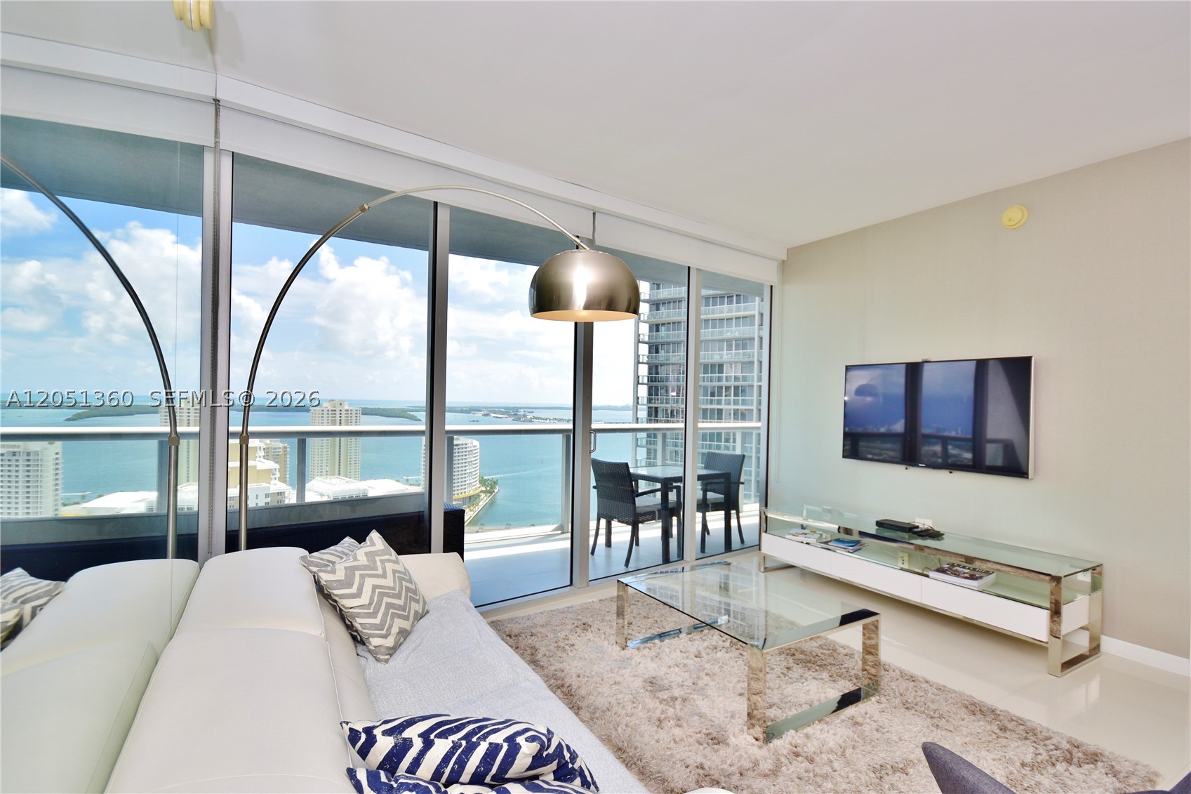image Icon Brickell I3