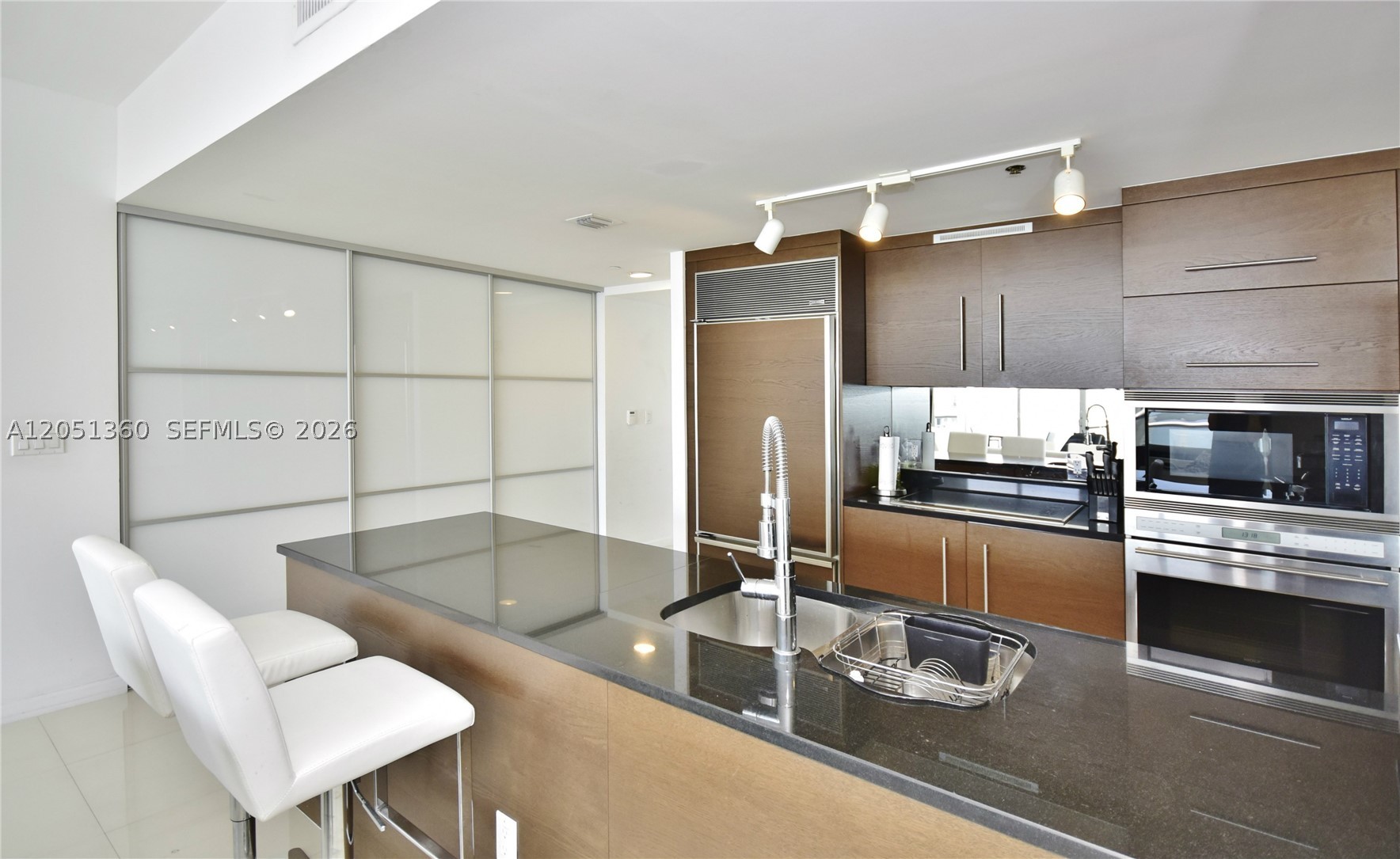 image Icon Brickell I7