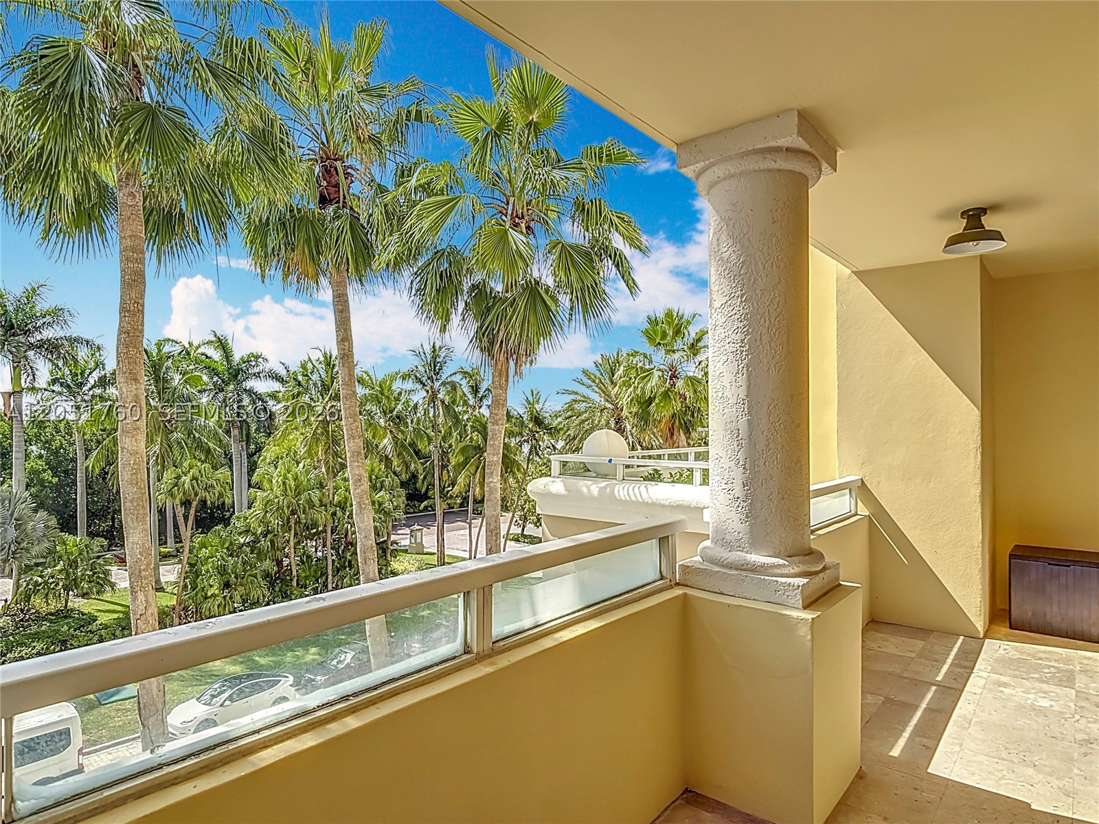 image Grand Bay Residences12