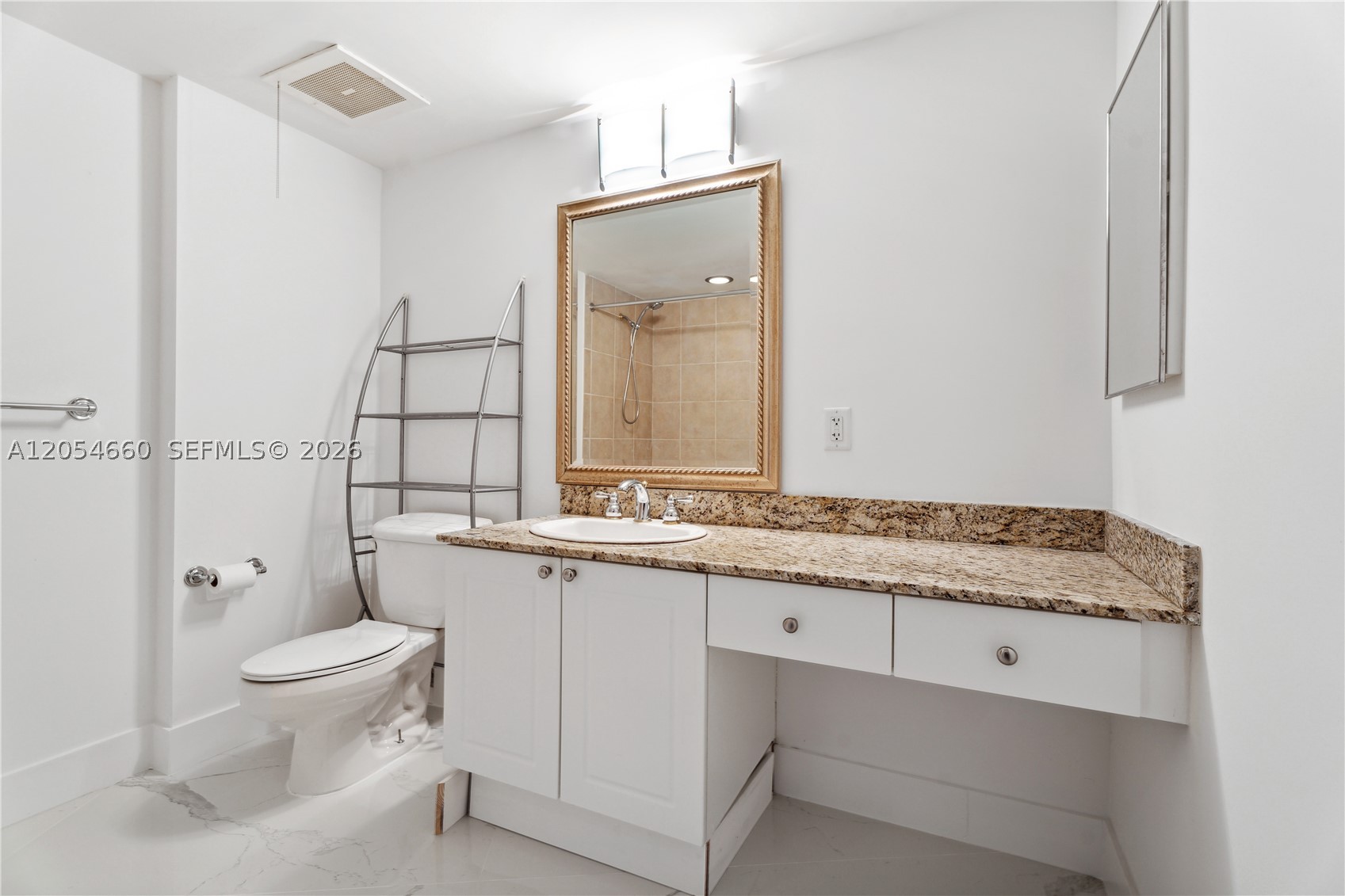 19501 W Country Clb Dr #2506 Aventura, FL 33180