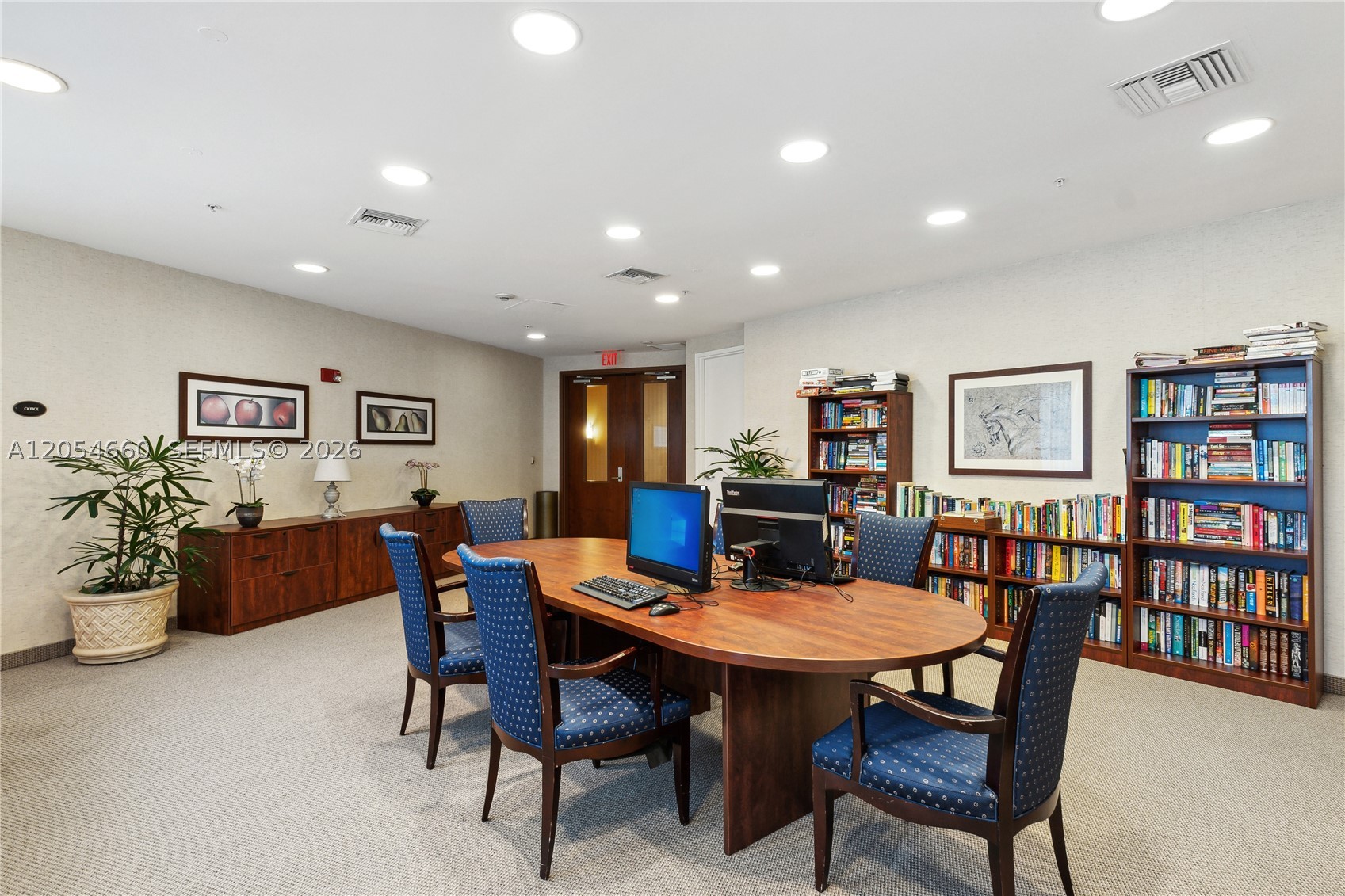 19501 W Country Clb Dr #2506 Aventura, FL 33180