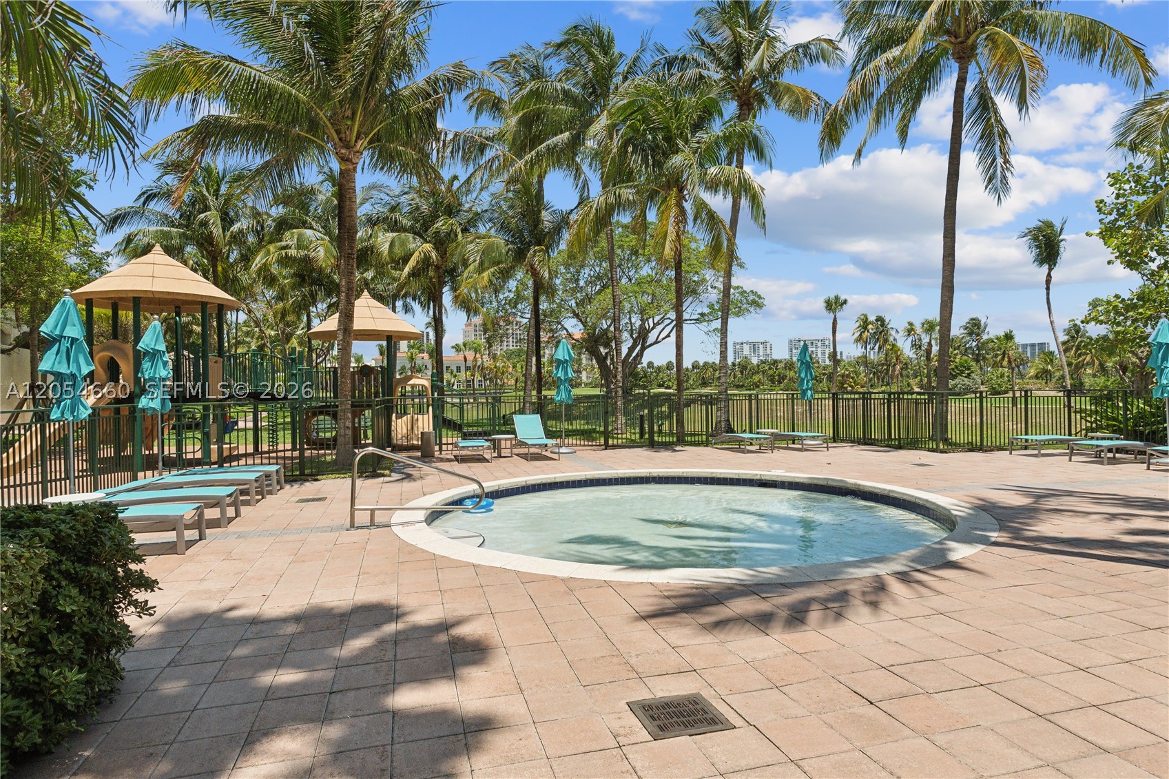 19501 W Country Clb Dr #2506 Aventura, FL 33180