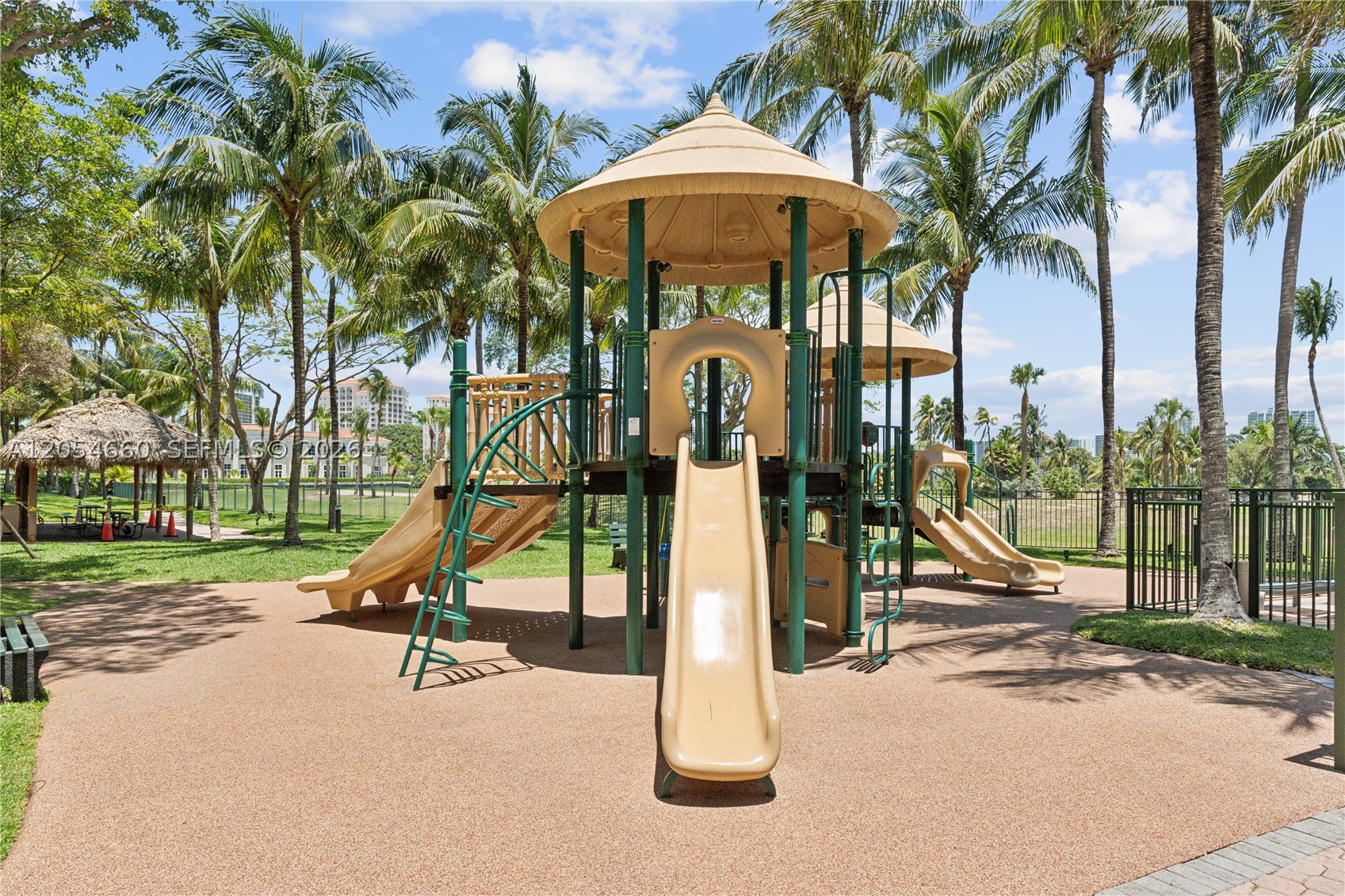 19501 W Country Clb Dr #2506 Aventura, FL 33180