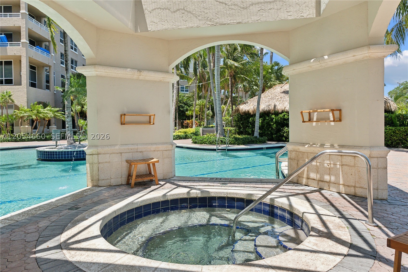 19501 W Country Clb Dr #2506 Aventura, FL 33180