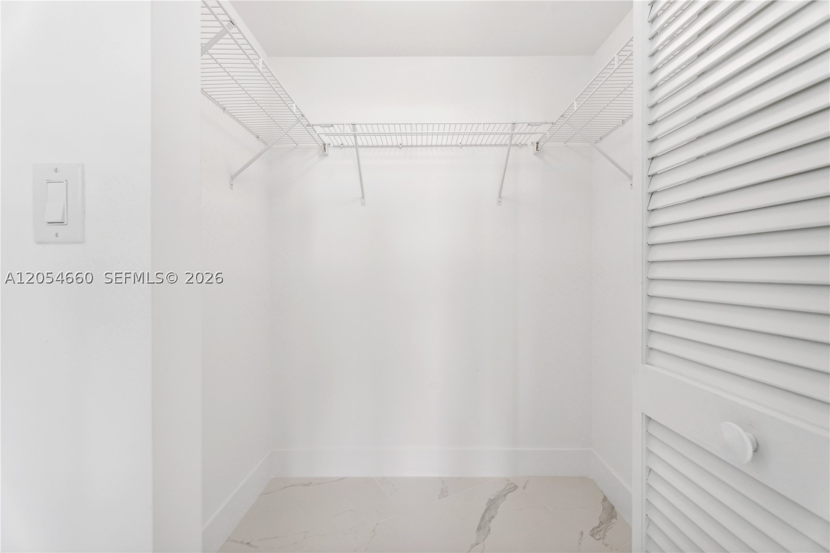 19501 W Country Clb Dr #2506 Aventura, FL 33180