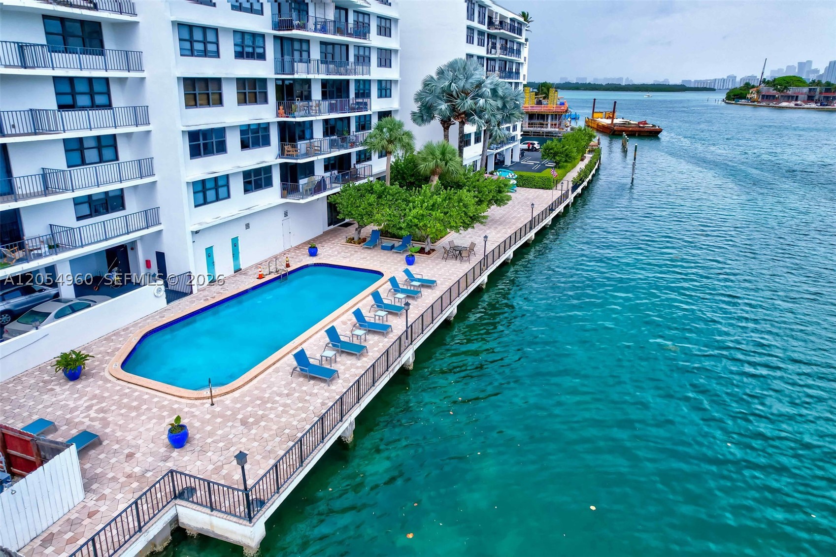 10101 E Bay Hbr Dr #502