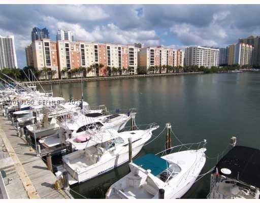 image Winston Towers 1007