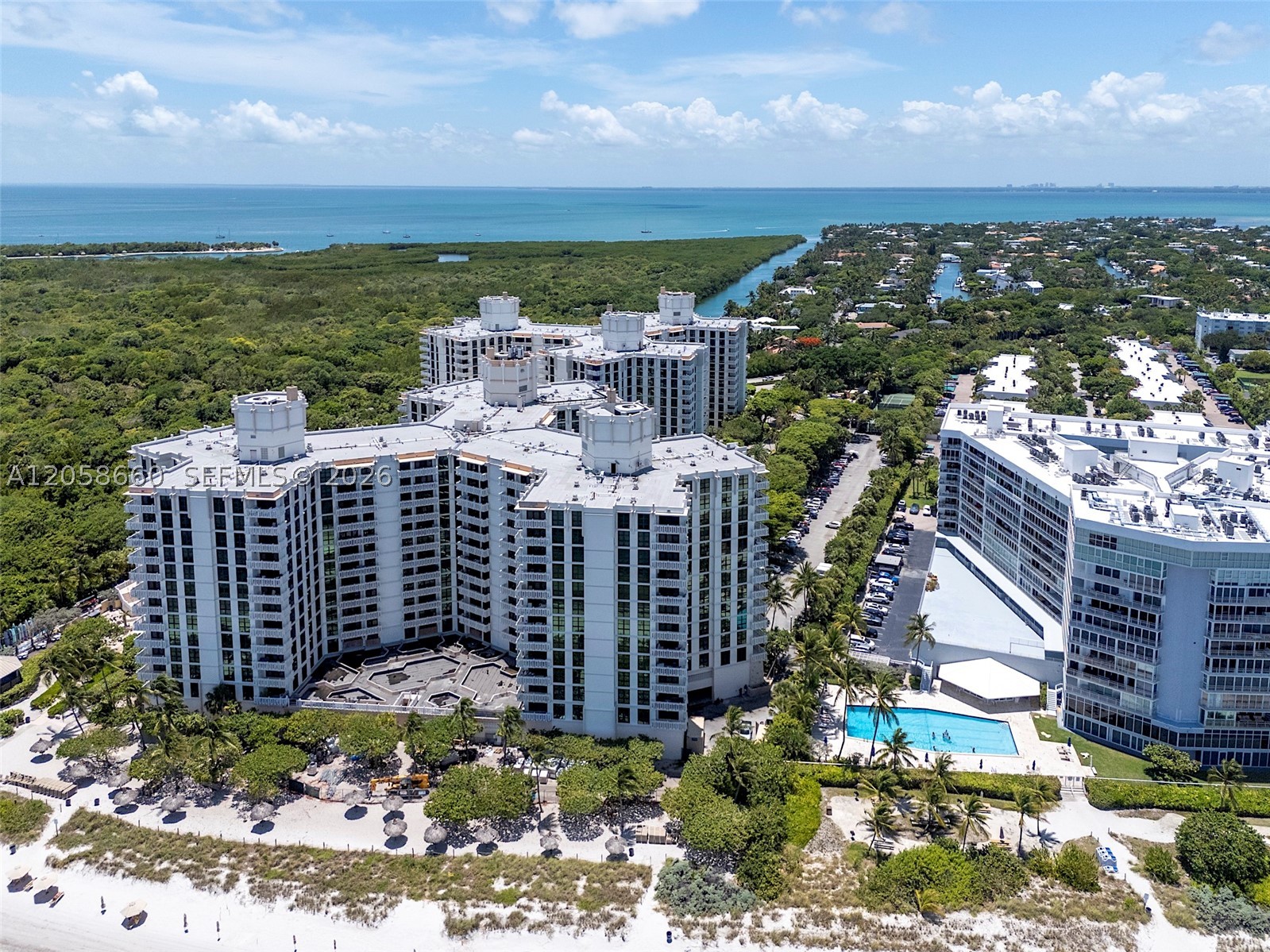 image Towers of Key Biscayne38