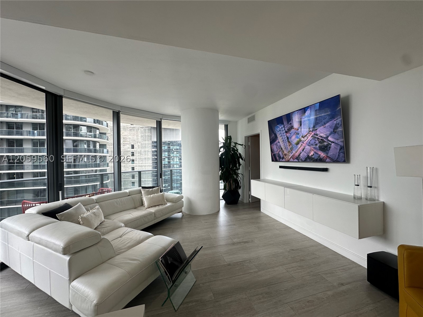 image Brickell Heights East4
