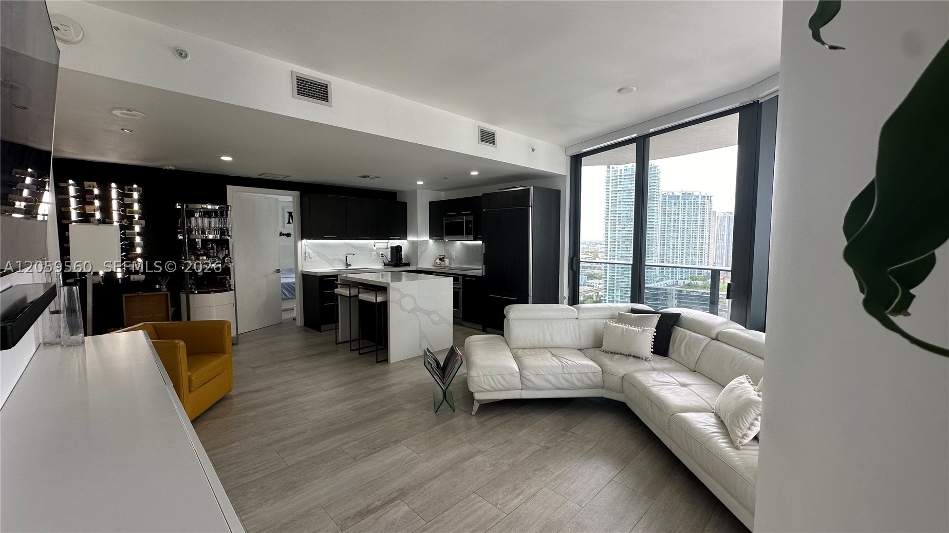 image Brickell Heights East5