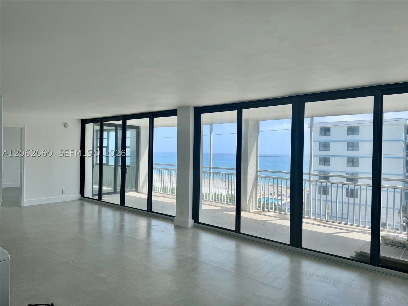 911 Ocean Dr #503