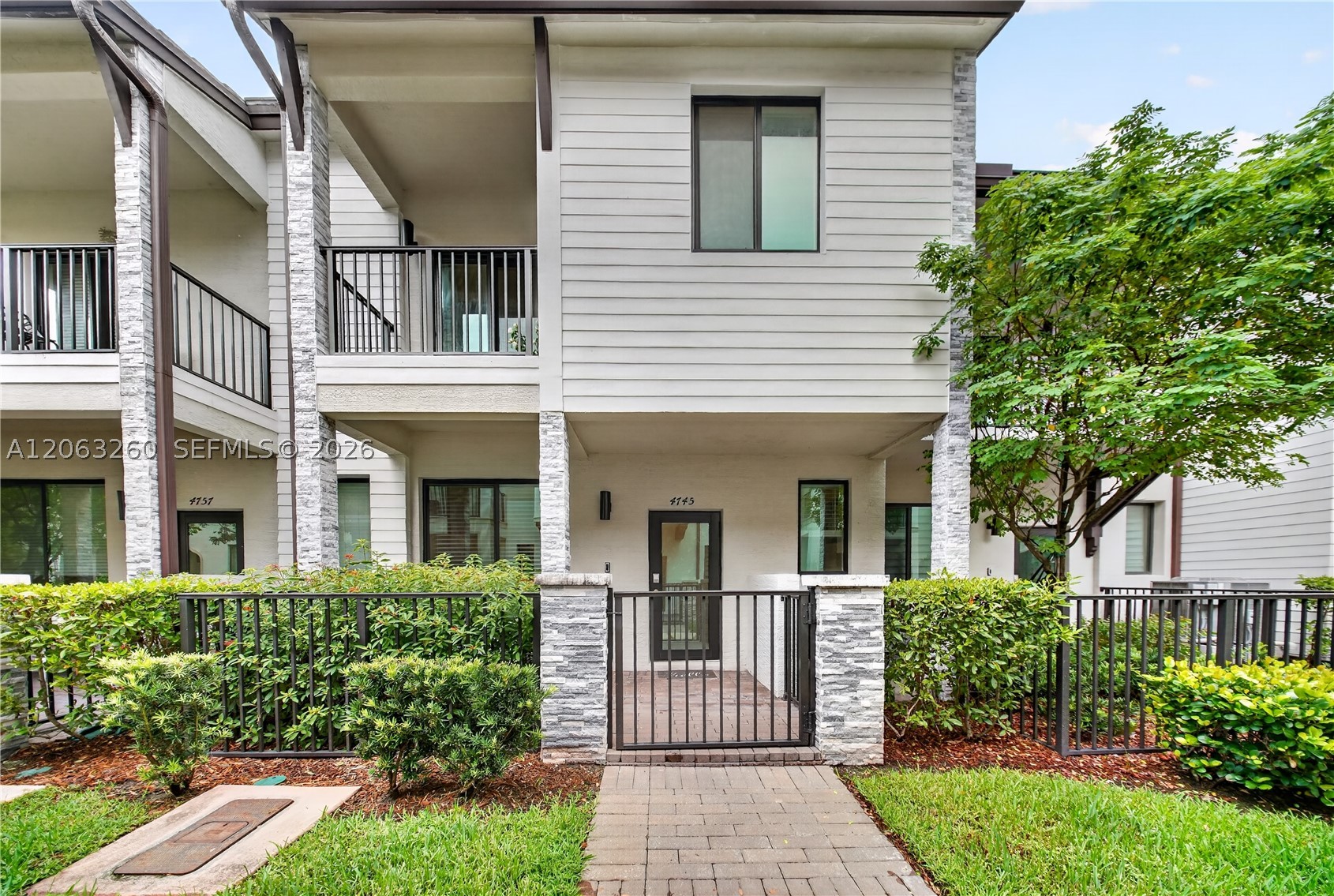 4745 NW 83rd Pkwy