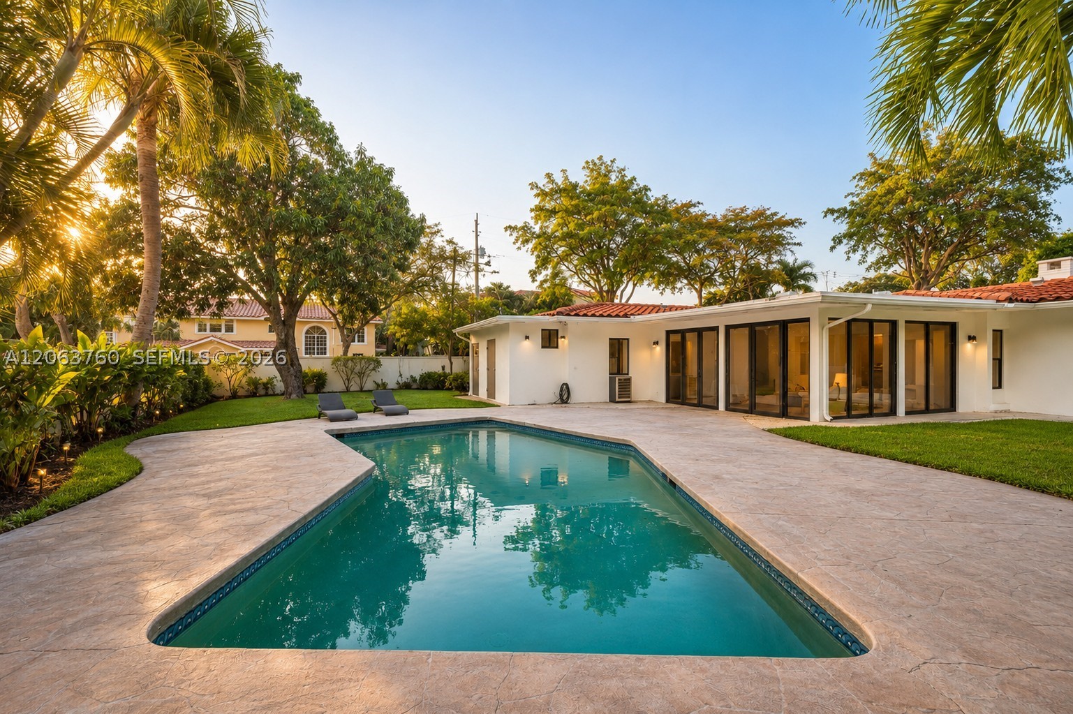 549 NE 12th Ave Fort Lauderdale, FL 33301