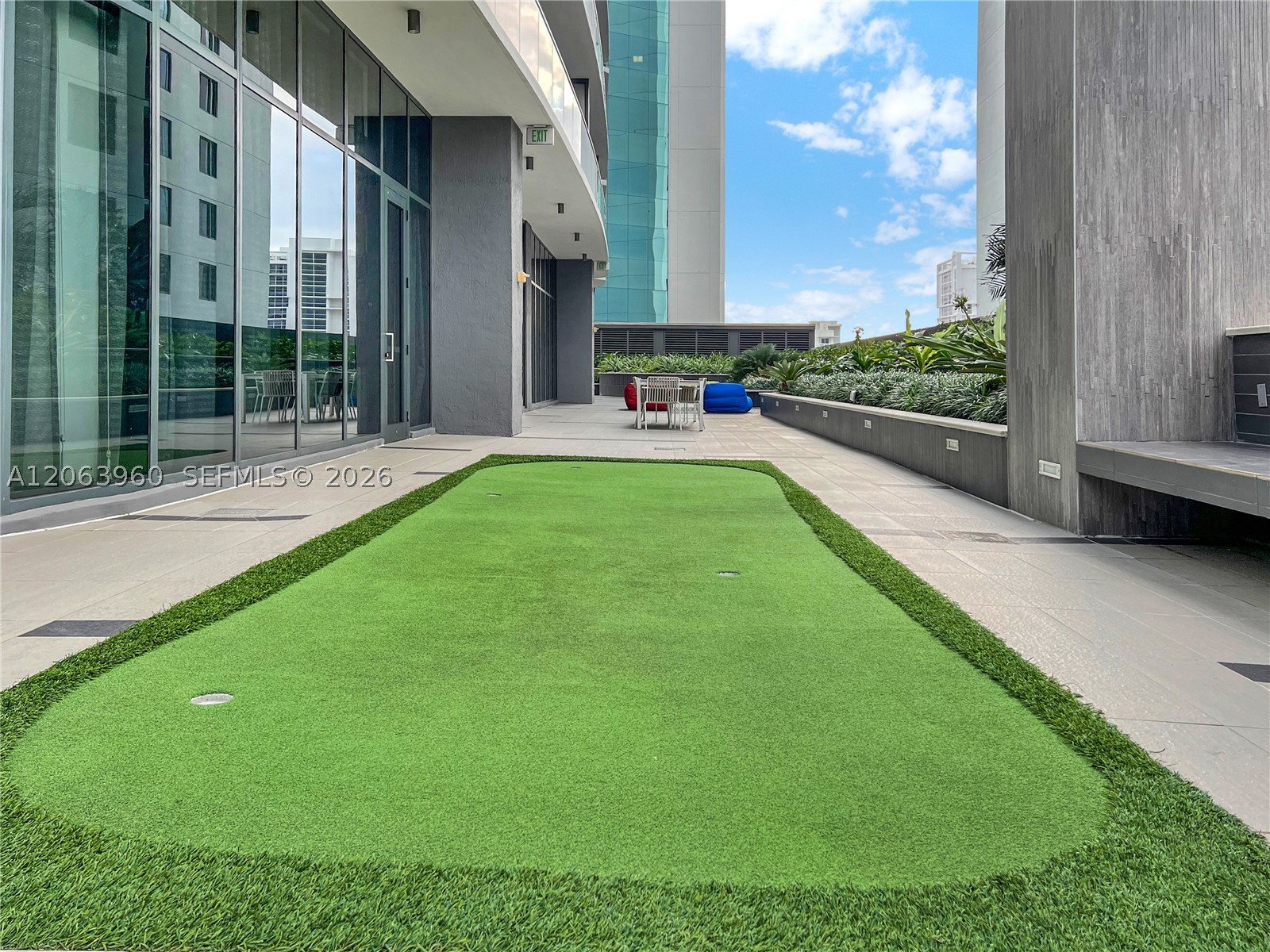 image Brickell Heights West21