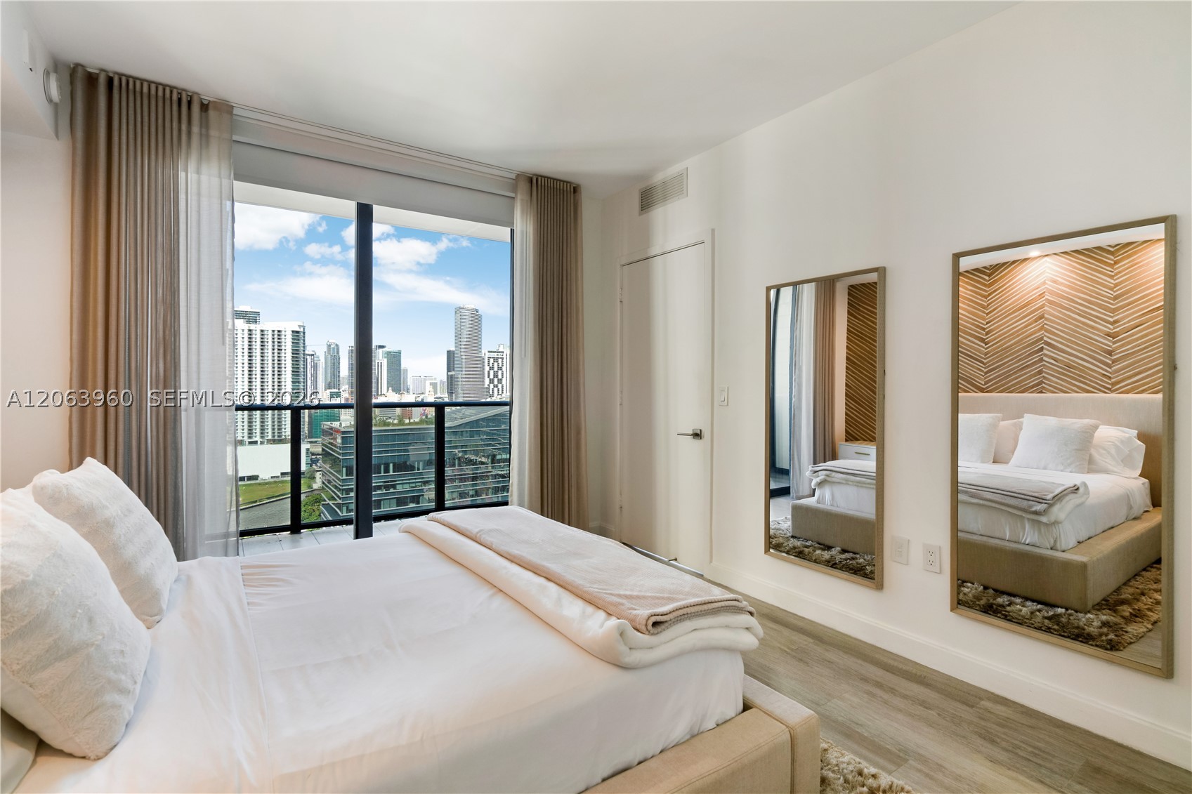 image Brickell Heights West4