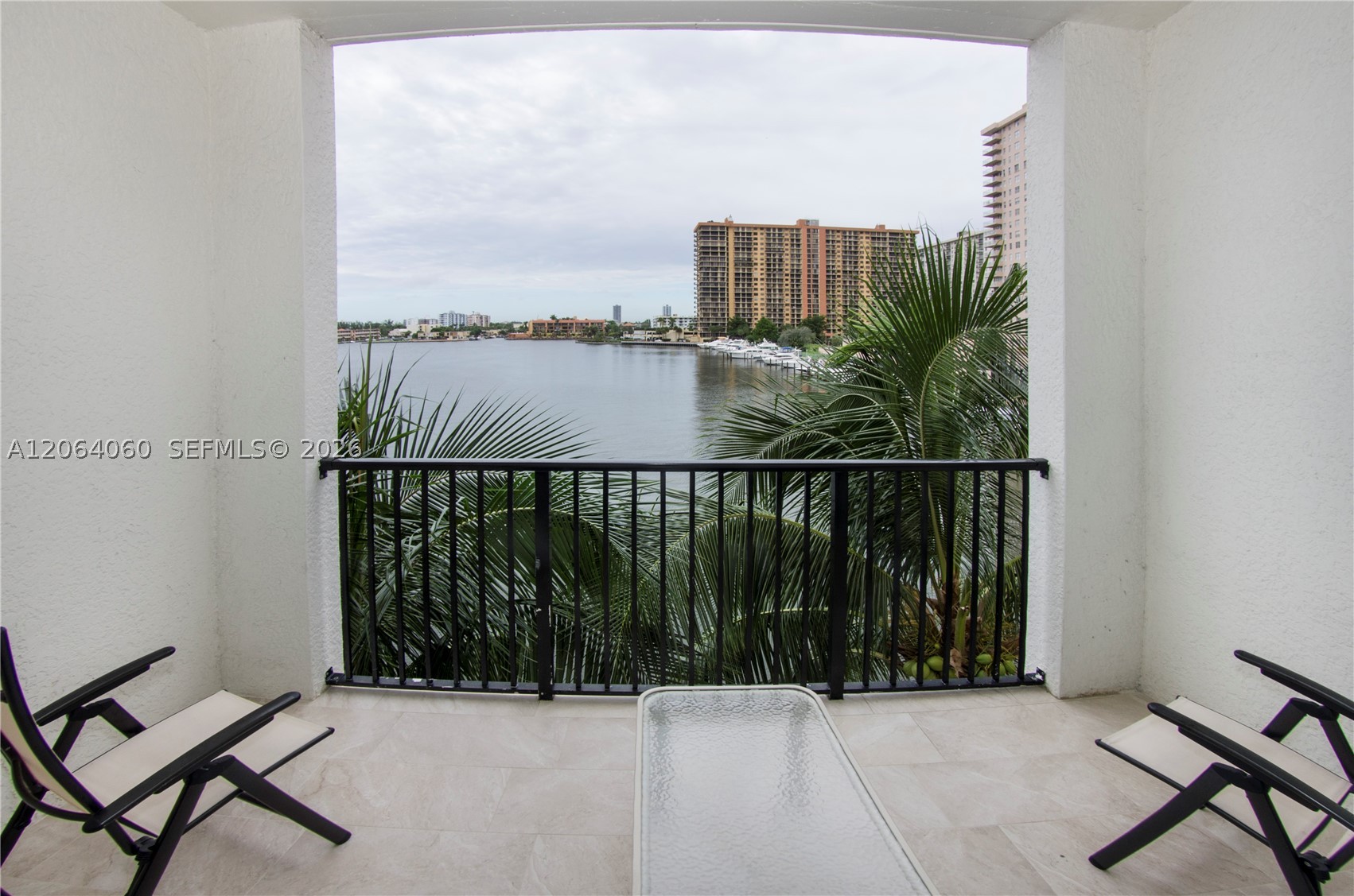 image Porto Bellagio Condo27