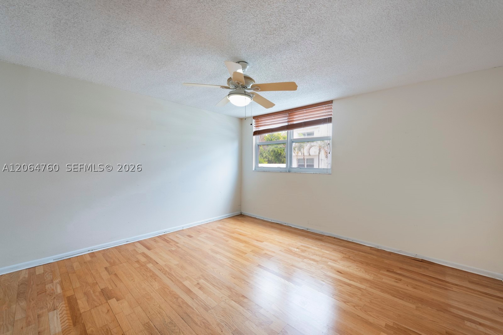 10230 Collins Ave #101 Bal Harbour, FL 33154