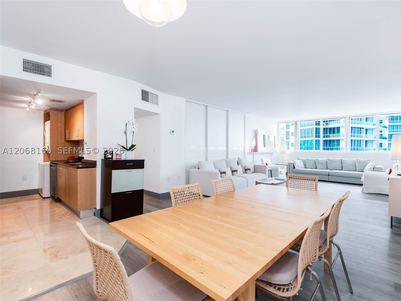 image Harbour House6