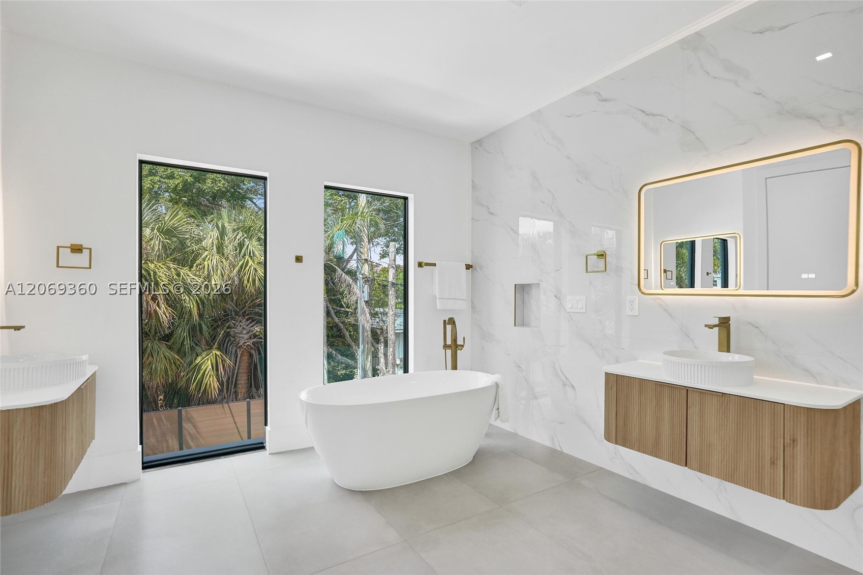 1825 NE 26th Ave #1 Fort Lauderdale, FL 33305